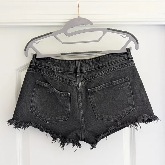 DL1961 Renne Blackwood Distressed Black Charcoal Jean Shorts - Picture 5 of 8